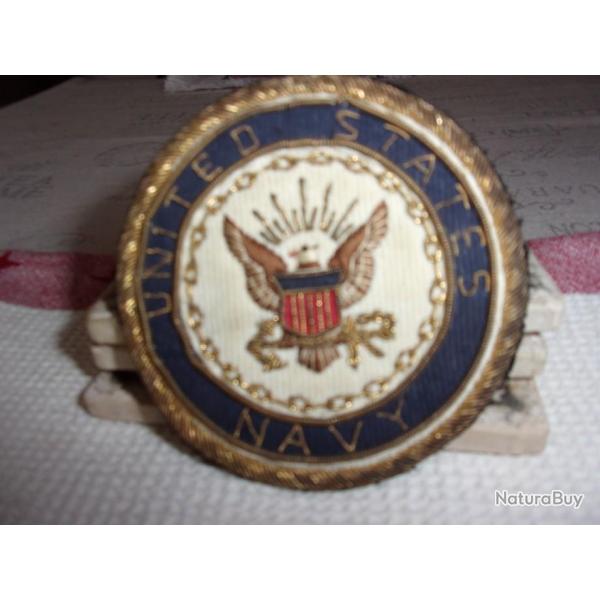 BADGE BRODEE MAIN " UNITED STATES NAVY " AVEC FILS  D'OR