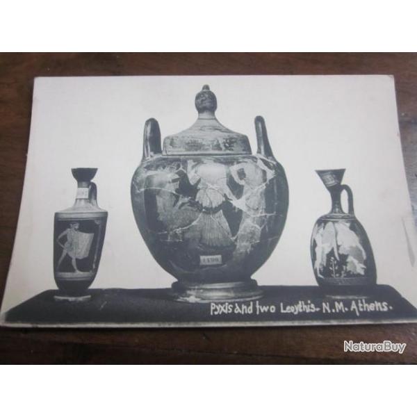 CP  VASE ANTIQUE