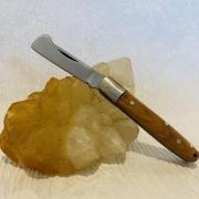 Mini couteau de poche de 9,5 cm Berger avec son manche en bois de teck. 