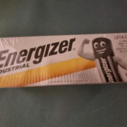 2 boîtes de 12 piles 14 1,5V Energizer