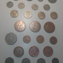 Lot 26 pièces Royaume Uni / United kingdom : de 1916 à 1993.