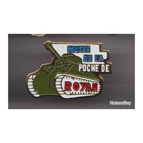 Pin's Char Tank Muse De La Poche Royan Ref 3001p