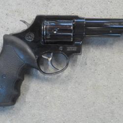revolver Taurus 82 Cal. 38 special Réf: 234