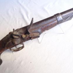 E34) pistolet règlementaire a silex  1763 / 1770    (  port gratuit  )