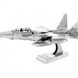 MetalEarth Aviation: F-15 8.72x5.94x3.17cm. maquette 3D en métal avec 1 feuille. sur carte 12x17cm. 