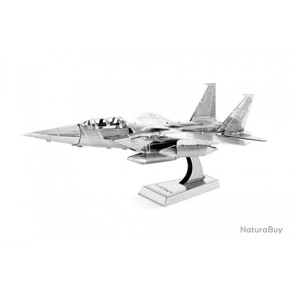 MetalEarth Aviation: F-15 8.72x5.94x3.17cm. maquette 3D en mtal avec 1 feuille. sur carte 12x17cm. 