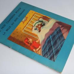 Livre illustré Le petit chaperon rouge La belle au bois dormant M. Leone