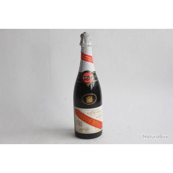 Bouteille de champagne G.H. MUMM Cordon rouge Brut ancienne