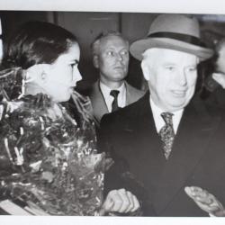 Photo Charlie Chaplin et Oona 1952