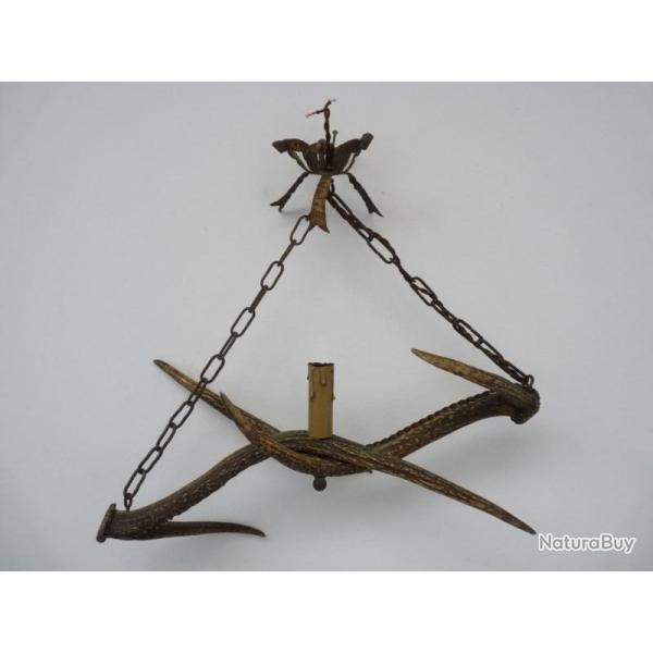 Lustre Fort noire corne Lampe bois de cerf