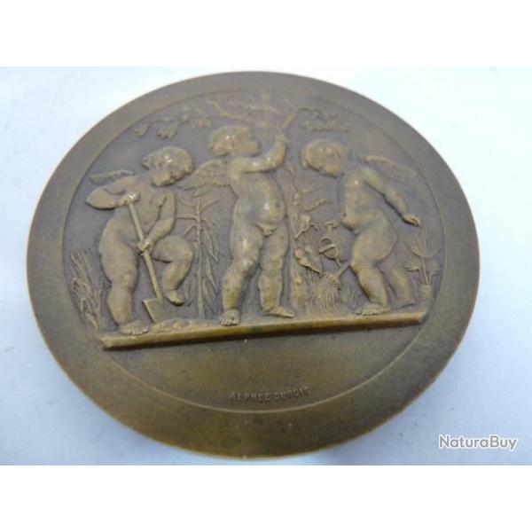 Mdaille bronze anges jardiniers par Alphe Dubois fin XIX sicle
