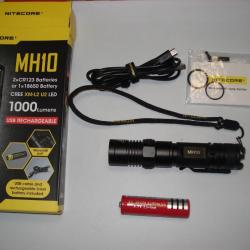 lampe nitecore MH10 d'occasion en très bon état, avec accessoires, 1000 lumens