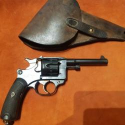 Revolver d'Ordonnance Manufacture de Saint Etienne Mle 1892 calibre 8mm