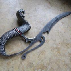 couteau dague heroic fantasy cartoon tête cobra seigneur des anneaux elfe druide