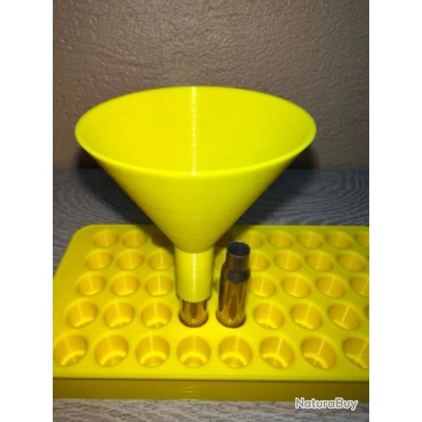 Entonnoir jaune spcialement conu pour le rechargement des calibres 308 winchester ( 7,62 x 51 )