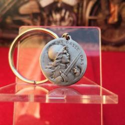 Porte clés médaille de Verdun  ( sk1)