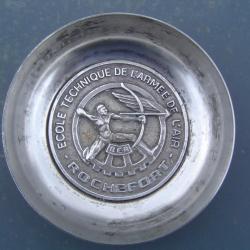 Ancien cendrier métal argenté " école technique de l'armée de l'air de Rochefort "