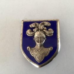 insigne métallique de l'école d'application de l'arme blindée cavalerie de Saumur - (original H603)