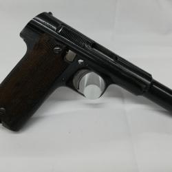 Pistolet Astra 600/43 9x19