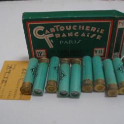 Boîte POUDRE NOIRE Cartoucherie Française de 10 Cartouches 12mm Plomb de 7(voir photos)