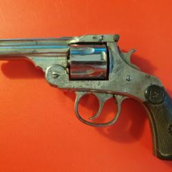 Revolver Harrington & Richardson 32 S&W