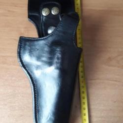 HOLSTER CUIR NOIR (epais) SCORPION POUR REVOLVER DROITIER