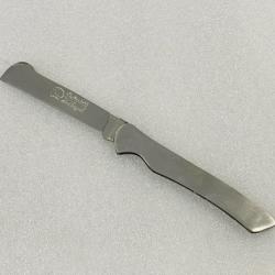 Couteau de poche Greffoir Bougna en acier motif hérisson 18 cm ouvert .