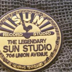 Patch Sun Studio ( 90 mm ) à coudre ou à coller au fer à repasser ( xx )