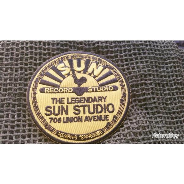 Patch Sun Studio ( 90 mm )  coudre ou  coller au fer  repasser ( xx )