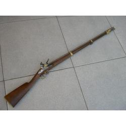 EXCEPTIONNEL  Fusil d'Artillerie modéle 1822 à silex , dans son jus.