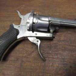 Revolver type Lefaucheux 7mm   à broche fonctionnement  plus que TB canon court Belges
