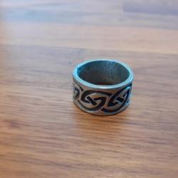 Bague motifs d'inspiration celte ou scandinave