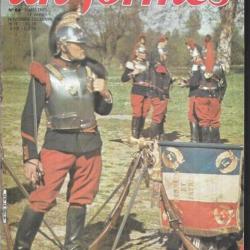 revue uniformes 64 badges britanniques 39-45, grunwald 1410, paras français sas indochine 46-47