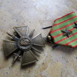 médaille croix de guerre 1914 1918  ww1 première guerre datée 1917(la + recherchée) 2citations