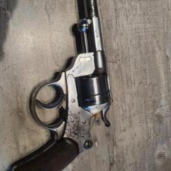 Revolver model 1873