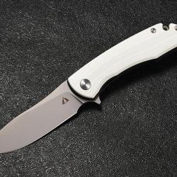 Couteau CMB Made Knives Blaze White Lame Acier D2 Manche G10 IKBS Linerlock Clip CMB06S