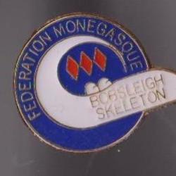 Pin's Monaco Fédération Monegasque Bobsleighskeleton Rare Petit Pin's Ref 4020