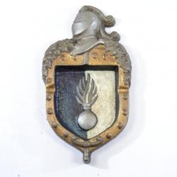 Cendrier / vide poche insigne Gendarmerie Française, fonte. Déco collection