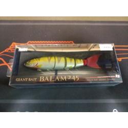 Leurre dur megabass Giant bait Balam 245 perch