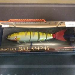 Leurre dur megabass Giant bait Balam 245 perch
