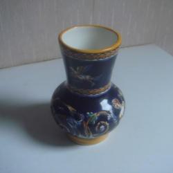 petit vase ancien, gien hauteur 11 cm