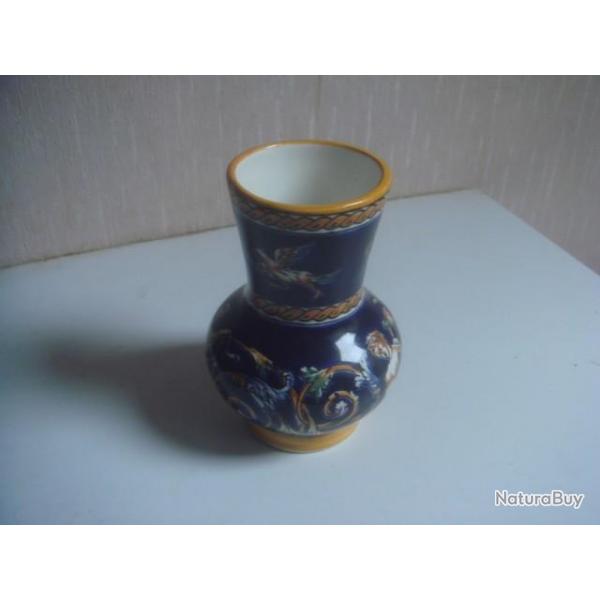 petit vase ancien, gien hauteur 11 cm