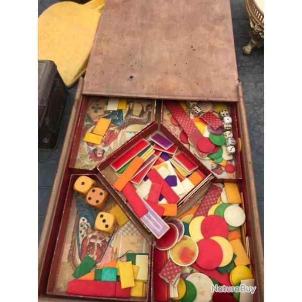 COLLECTION   JEUX  ANCIEN   DE  NAIN JAUNE trs sympa