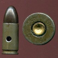 9 mm Parabellum Allemangne 39-45 - balle mE noire - étui acier laqué - P38, P08, MP40 - neutra