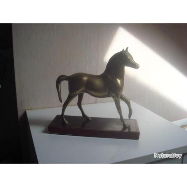 statuette de cheval en laiton ancienne