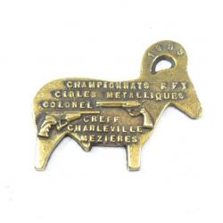 Plaque souvenir Championnats FFT cibles métalliques Charleville Mézières Ardennes 1983 TIR TAR bouc