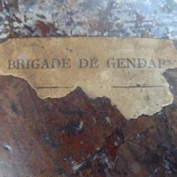 320) ) lot rare fusil de chasse a piston  , étiquette de la gendarmerie = a restaurer