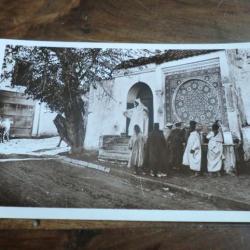 CP PAYS  MAROC  MEKNES FONTAINE MARABOUT RUE ROUAMCINE