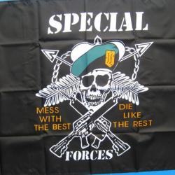 DRAPEAU USA / SPECIAL FORCES - Ref058