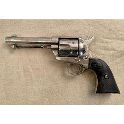 Revolver COLT SAA calibre 45 long colt entièrement renickelé canon de 4'3/4 (12cm)